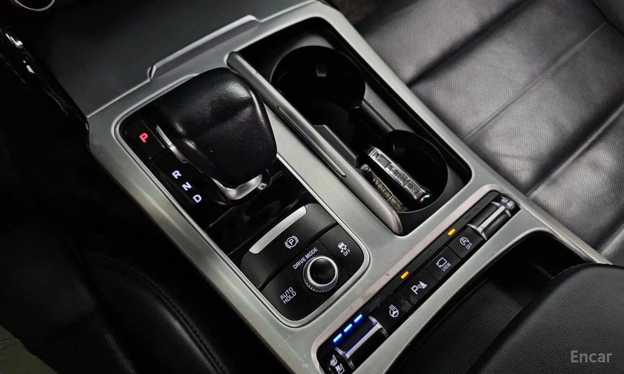 Kia Stinger * 2.2 Diesel AWD * 360 * ДИСТРОНИК * ОБДУХВАНЕ *  , снимка 9 - Автомобили и джипове - 55922030