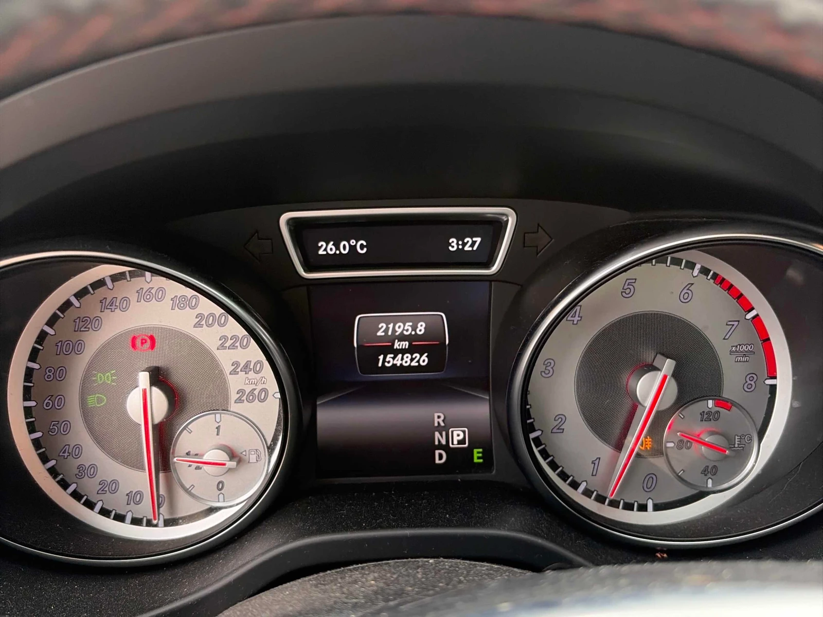 Mercedes-Benz CLA 250 ПЪЛЕН АМГ ПАКЕТ/CARFAX/ПОДГРЕВ/ПАНОРАМА/ПАМЕТ, снимка 8 - Автомобили и джипове - 56122092