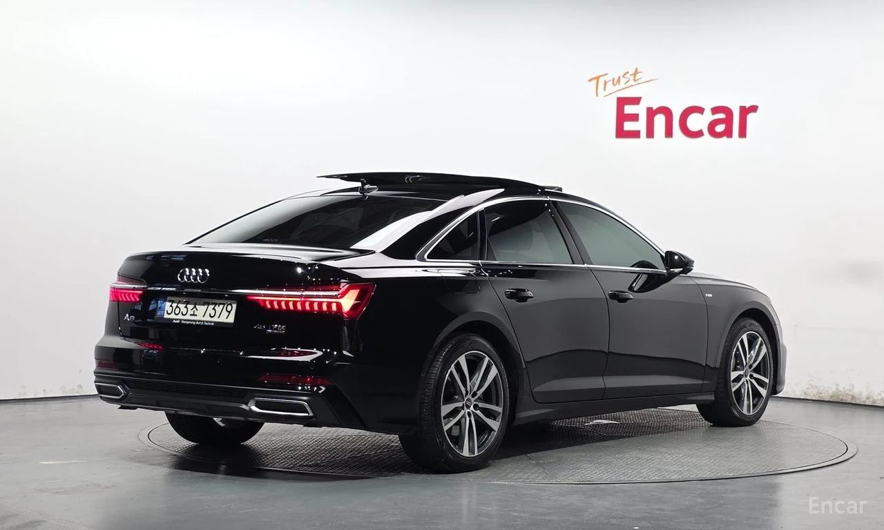 Audi A6 45TFSI* MATRIX* S* LINE* ОБДУХВАНЕ* ХЕДЪП* LANE* A, снимка 2 - Автомобили и джипове - 56308179
