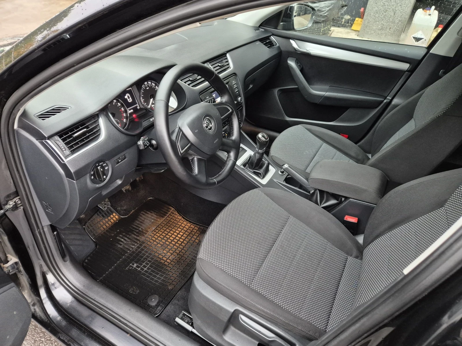 Skoda Octavia 4x4 150 �.�. | Mobile.bg � ����������� 11