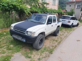 Toyota Hilux 2.4TDI, снимка 1