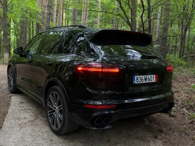 ����� �� �������� �� Porsche Cayenne