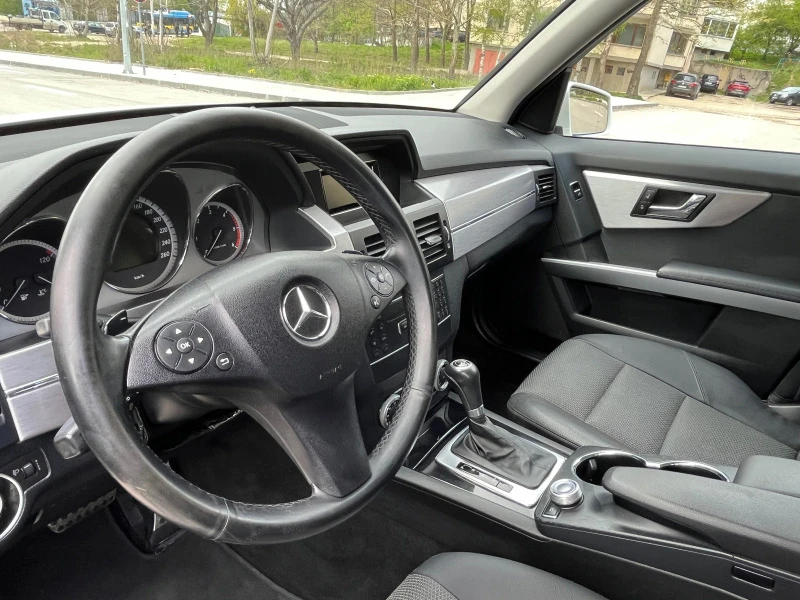 Mercedes-Benz GLK, снимка 12 - Автомобили и джипове - 46958626