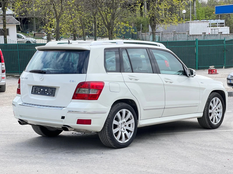 Mercedes-Benz GLK, снимка 5 - Автомобили и джипове - 46958626