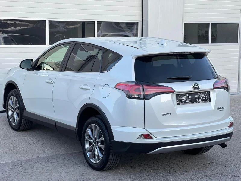 Toyota Rav4 Швейцария 4х4(КАТО НОВА) 147000км, снимка 5 - Автомобили и джипове - 48506499