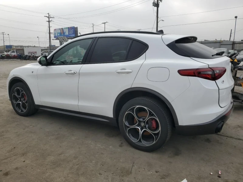 Alfa Romeo Stelvio, снимка 2 - Автомобили и джипове - 48725041