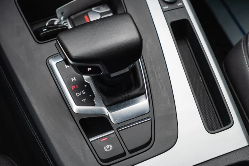 Audi Q5 Quattro Komfort 45 TFSI * АвтоКредит* (ЦЕНА ДО БГ), снимка 13 - Автомобили и джипове - 52581057