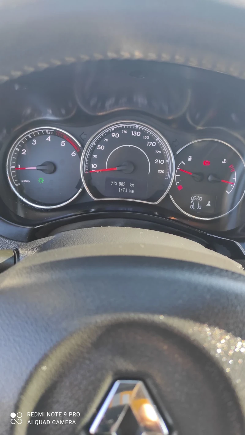 Renault Koleos 2.0 DCI 4X4, снимка 8 - Автомобили и джипове - 52623780