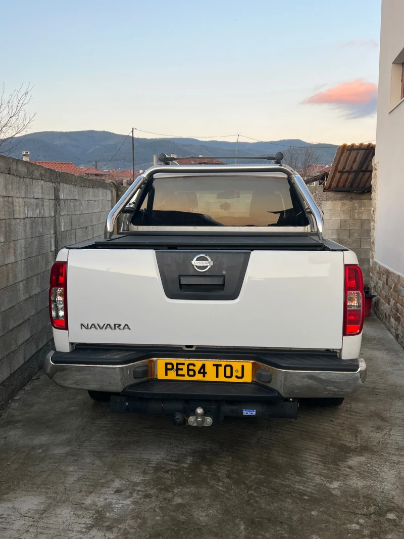 Nissan Navara 2.5 dizel, снимка 4 - Автомобили и джипове - 53142644