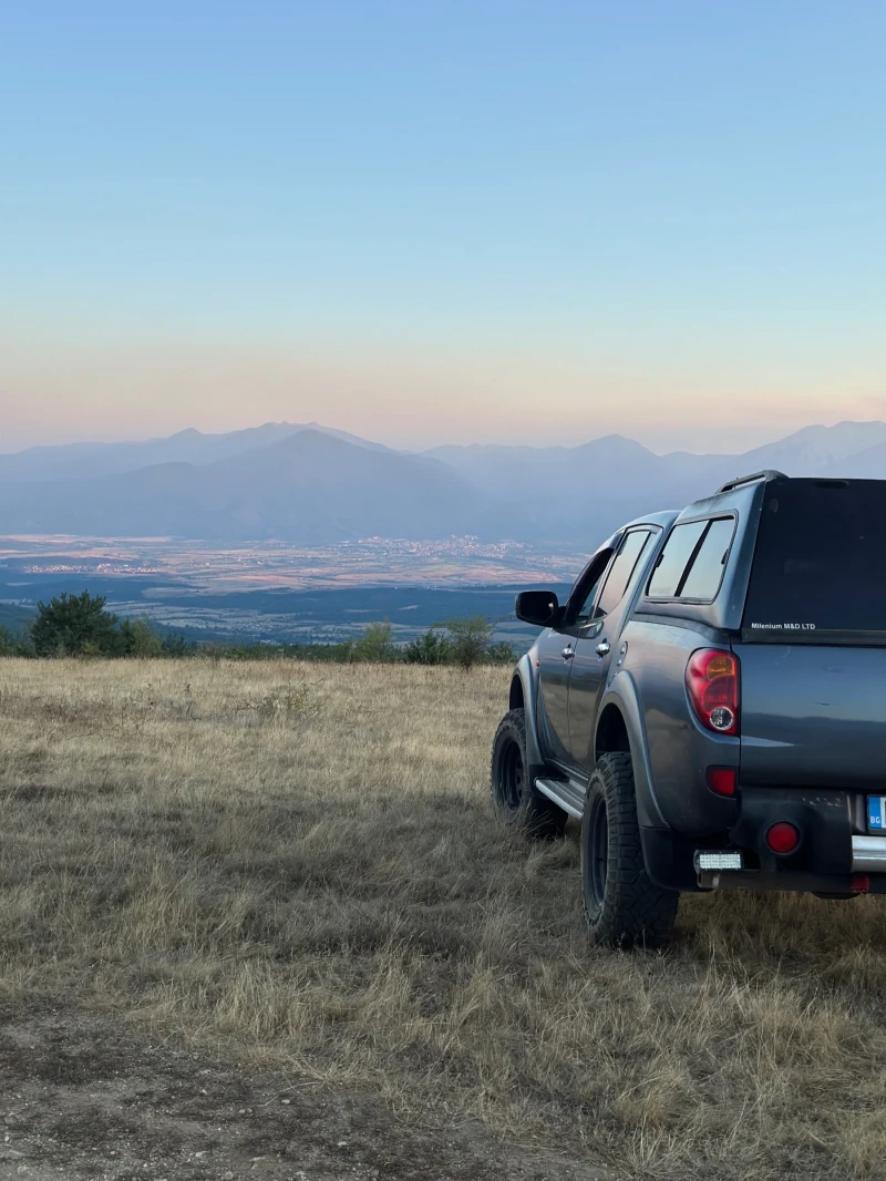 Mitsubishi L200 2.5 , снимка 4 - Автомобили и джипове - 53449365