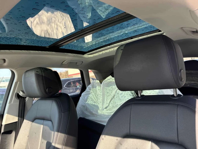Audi Q3 45 TFSI quattro * CARFAX* ПАНОРАМА* ПОДГРЕВИ, снимка 10 - Автомобили и джипове - 53528565