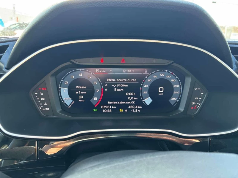 Audi Q3 45 TFSI quattro * CARFAX* ПАНОРАМА* ПОДГРЕВИ, снимка 8 - Автомобили и джипове - 53528565