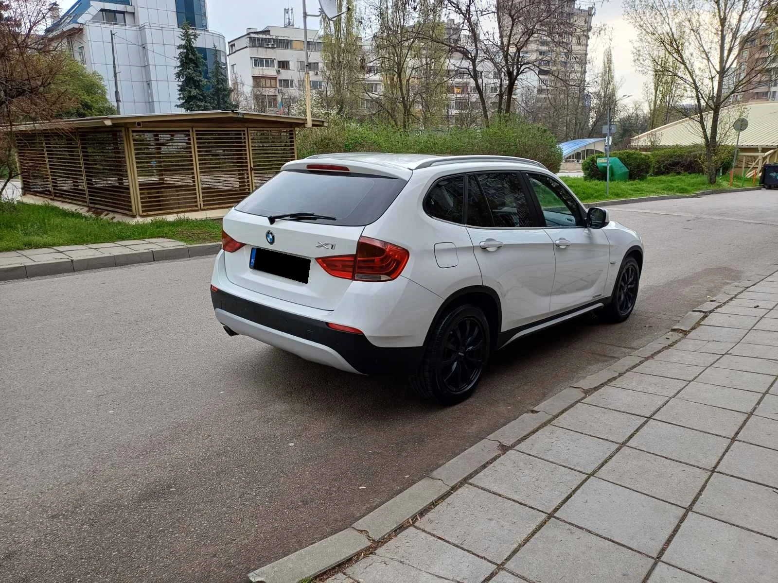 BMW X1 2.3D Xdrive - изображение 5