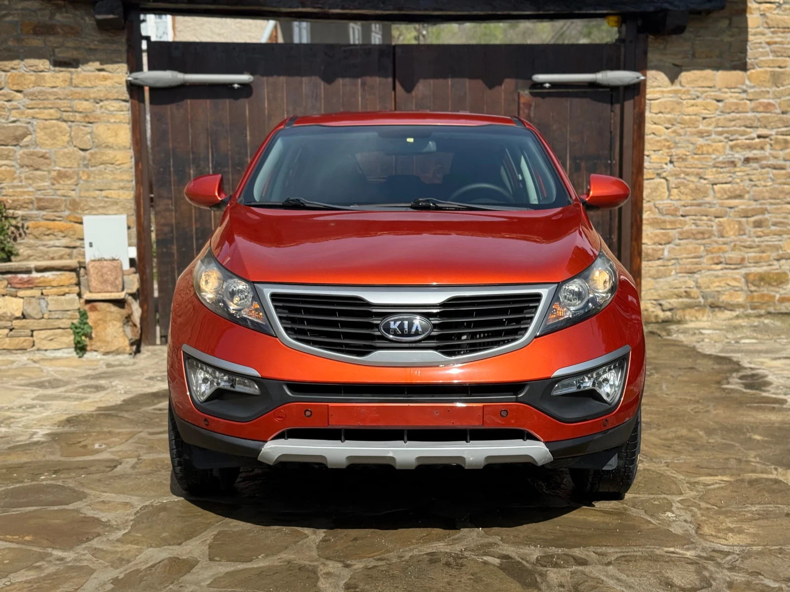 Kia Sportage 1.7 CRDi 2WD 115 к.с. - изображение 2