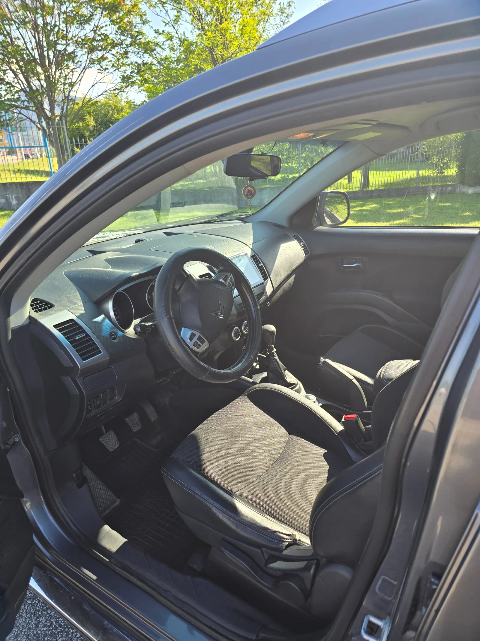 Citroen C-Crosser 2.2 HDI - изображение 7