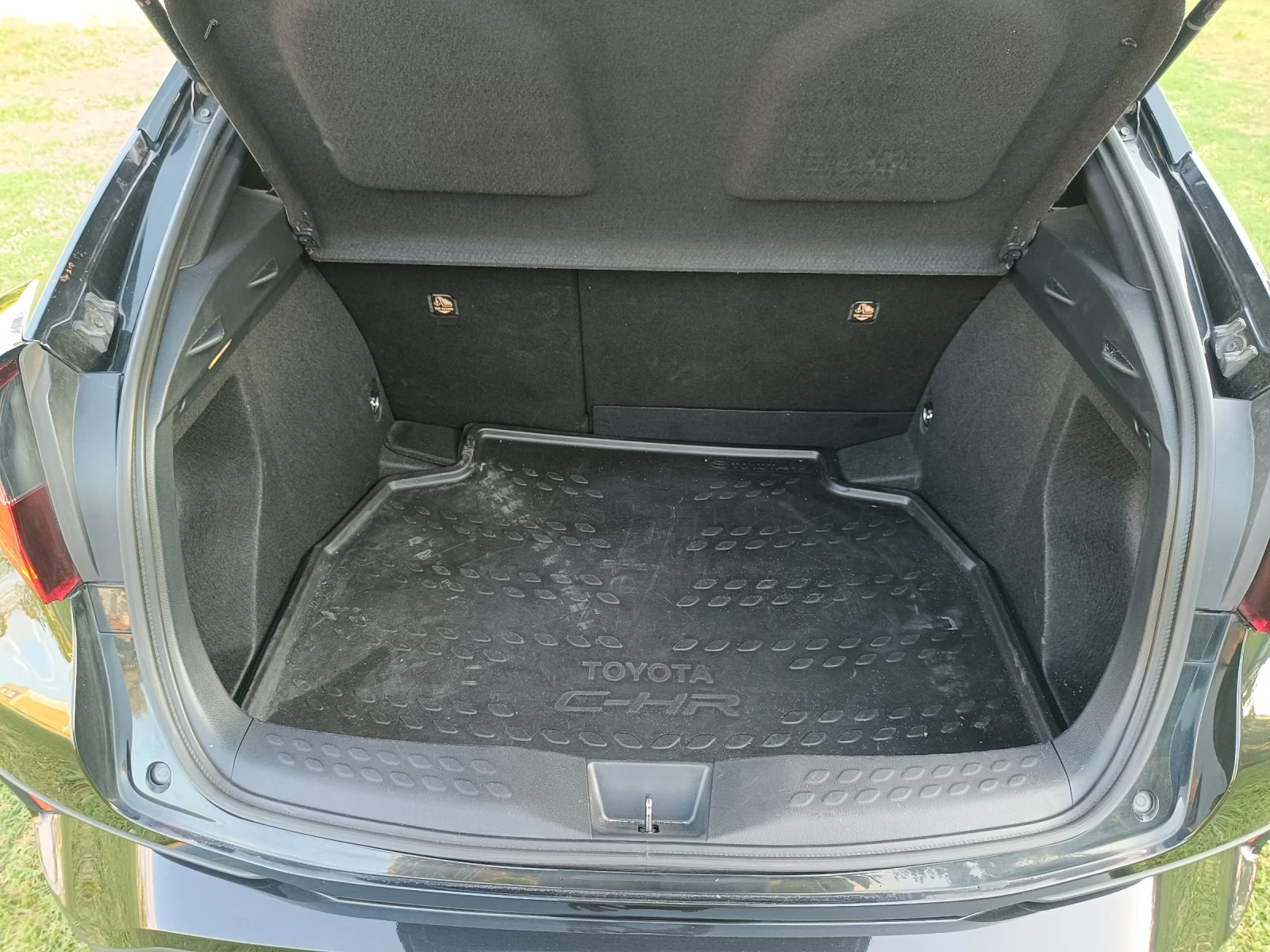 Toyota C-HR Перфектна!, снимка 12 - Автомобили и джипове - 53588063