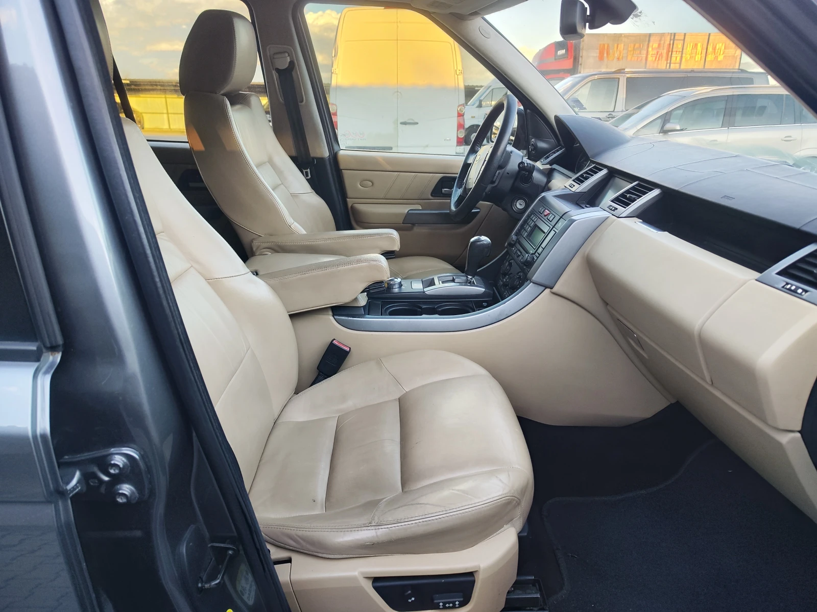 Land Rover Range Rover Sport 3.6* NAVI* RECARO* LIZING - изображение 10