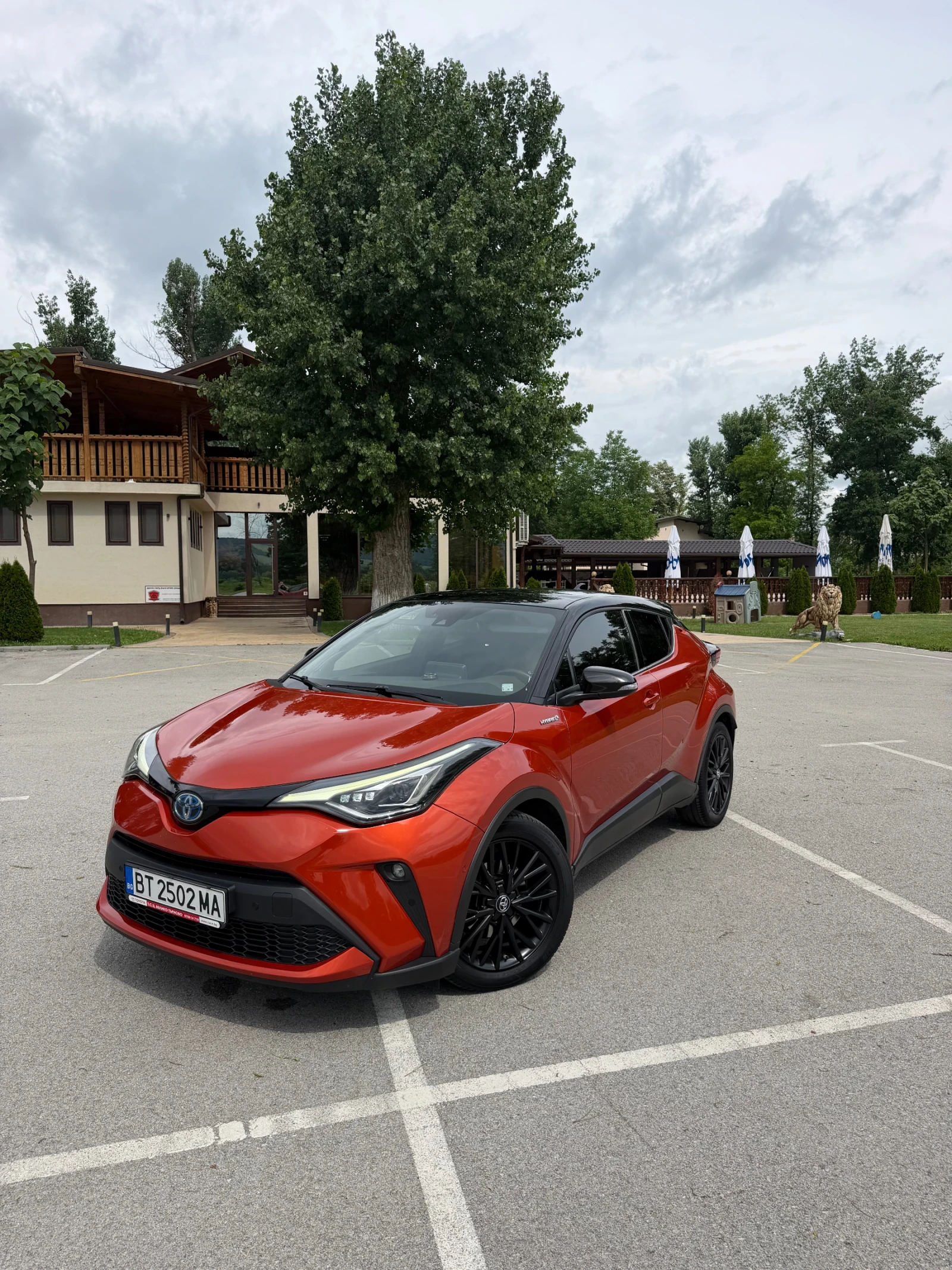 Toyota C-HR Orange edition 2.0 Hybrid-Full Гаранционен