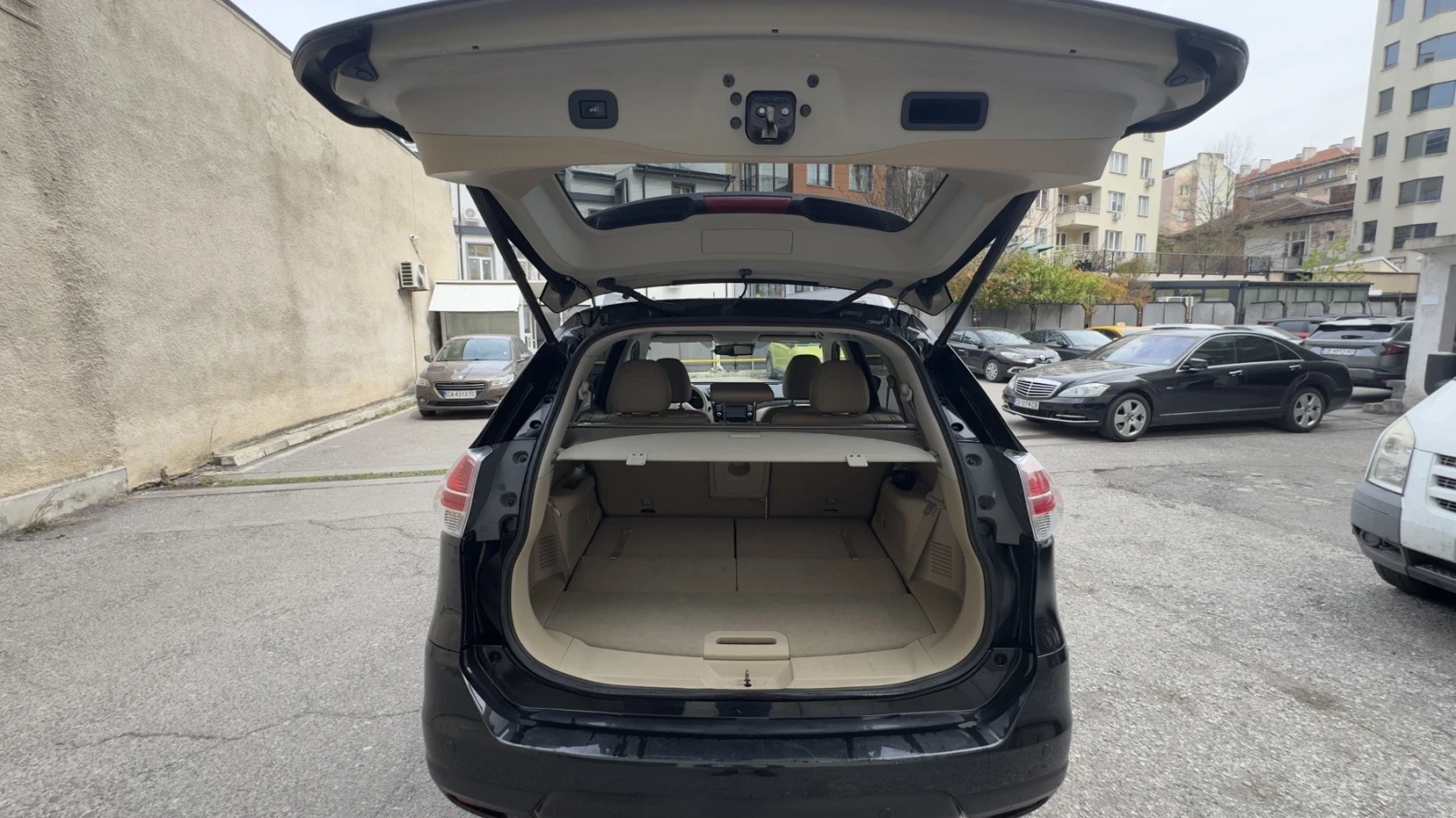 Nissan X-trail Tekna Plus, снимка 5 - Автомобили и джипове - 55156419
