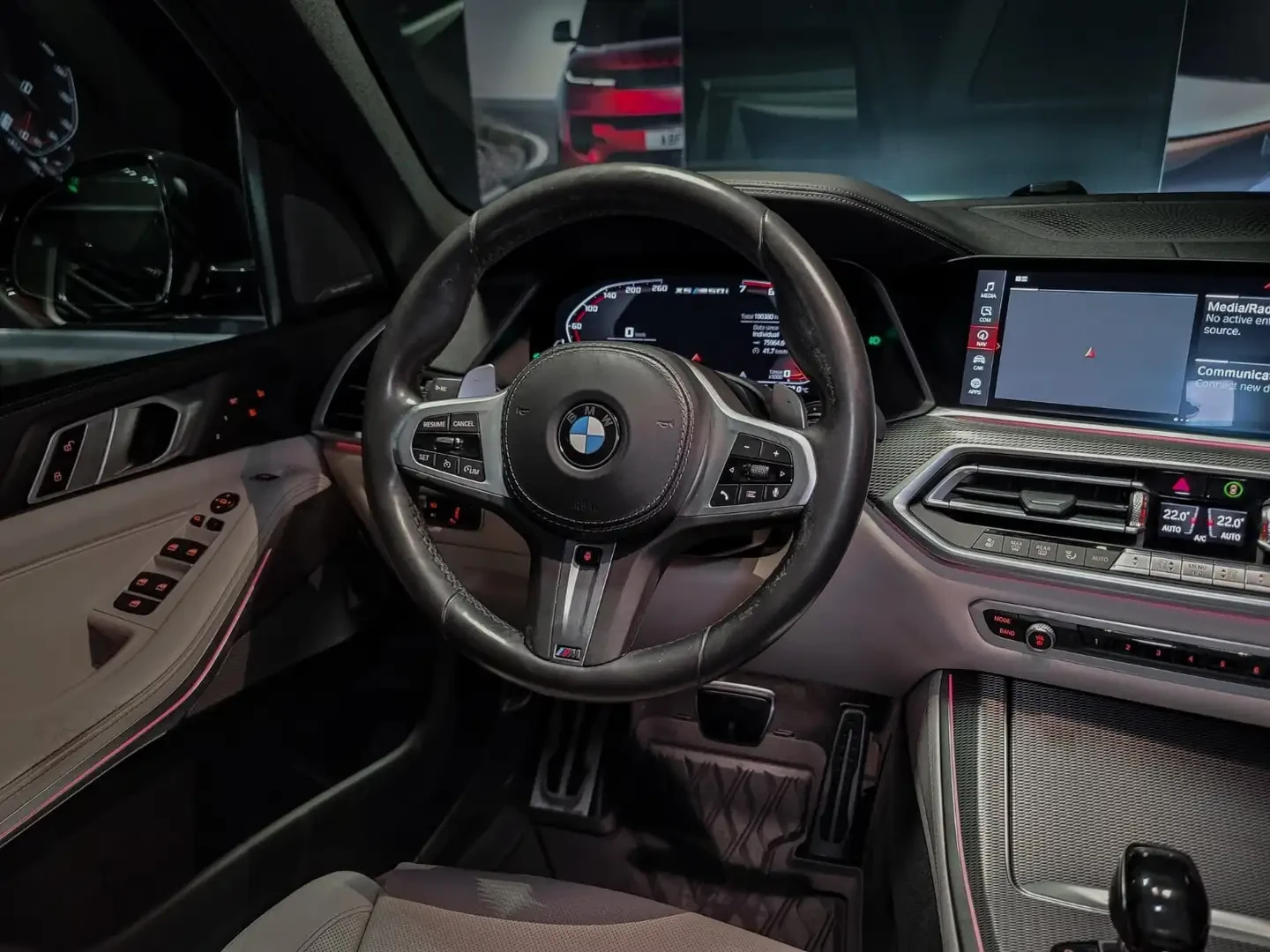 BMW X5 M50I /XDRIVE/HEAD UP/360CAM/PANORAMA/ОБДУХ/ПОДГРЕВ, снимка 9 - Автомобили и джипове - 55237773