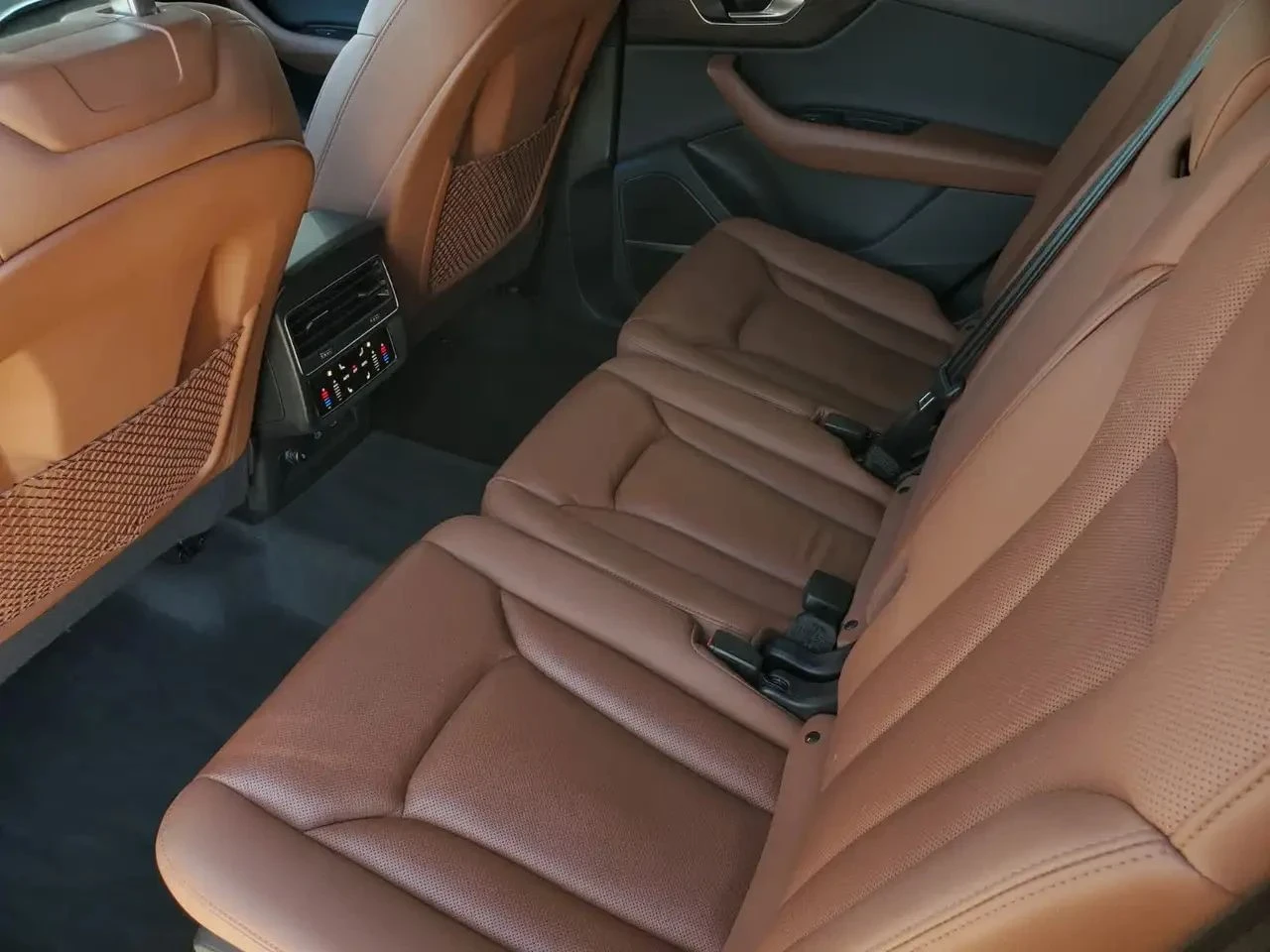 Audi Q7, снимка 16 - Автомобили и джипове - 56740388