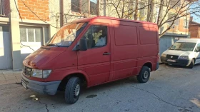 Mercedes-Benz 208, снимка 2