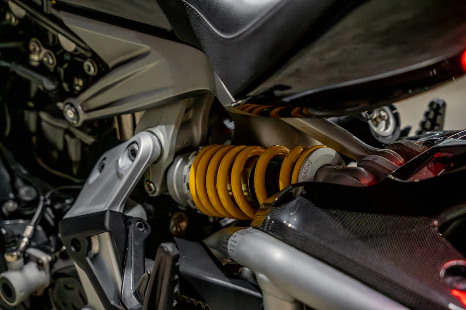 Ducati XDIAVEL S / SHIFTER / CARBON / CRUISE CONTROL / ABS | Mobile.bg   14