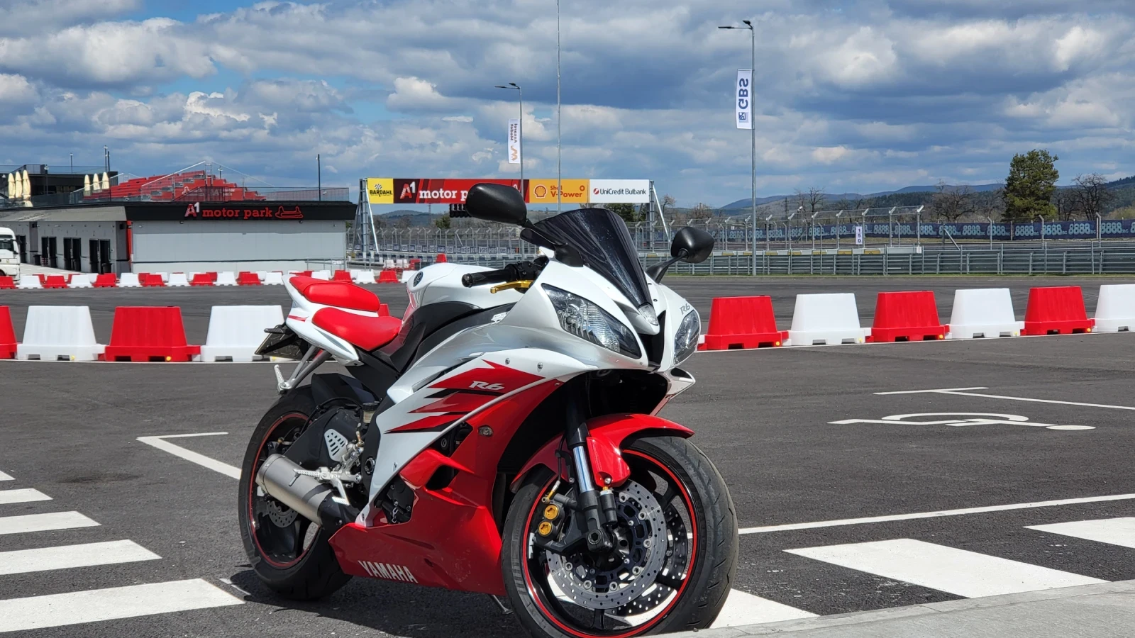 Yamaha YZF-R6 RJ 11 2CO