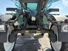 Самоходна пръскачка Berthoud Raptor 2540, снимка 9