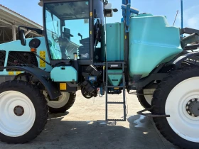 Самоходна пръскачка Berthoud Raptor 2540, снимка 6