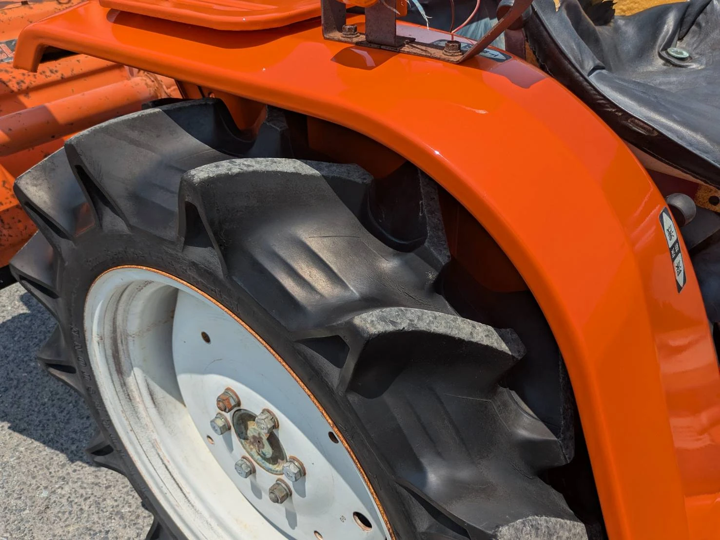 Трактор Kubota B1600S - изображение 5