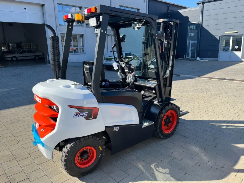 Мотокар Bobcat D25NXP, снимка 6 - Индустриална техника - 51235558