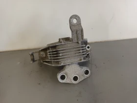 Тампон двигател опел астра 1.3 дизел j