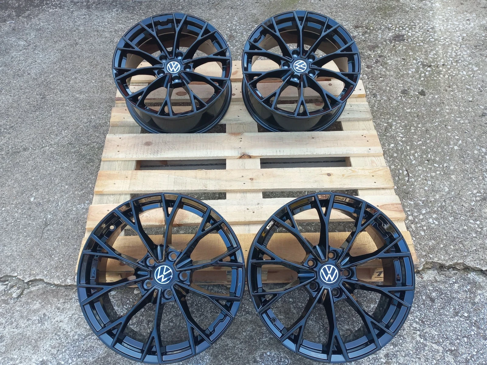 Джанти за VW, снимка 3 - Гуми и джанти - 53991819