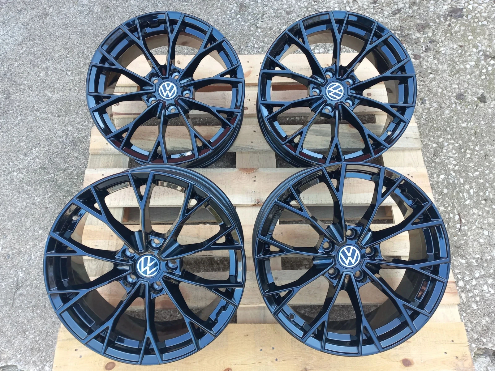 Джанти за VW, снимка 5 - Гуми и джанти - 53991819