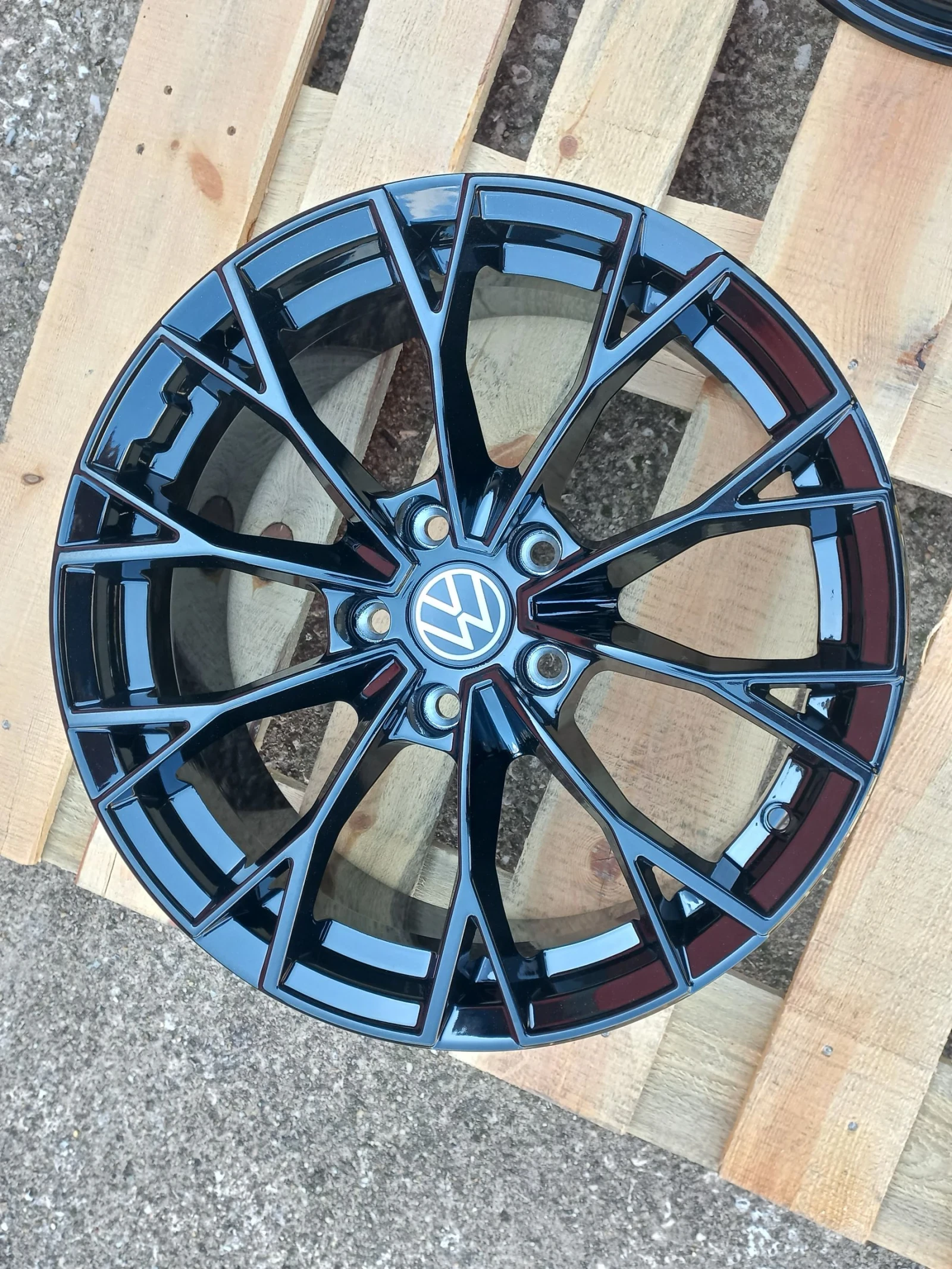 Джанти за VW, снимка 7 - Гуми и джанти - 53991819