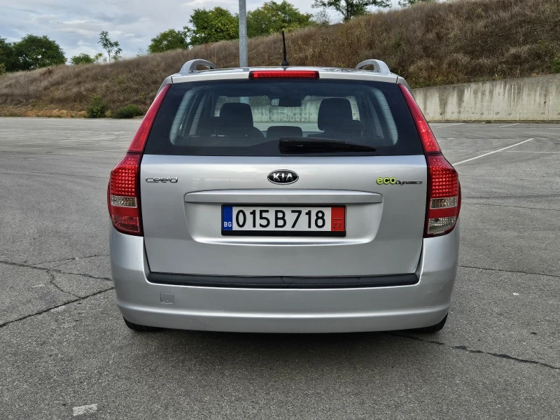 Kia Ceed 1.6 фейслифт , снимка 6 - Автомобили и джипове - 46986735