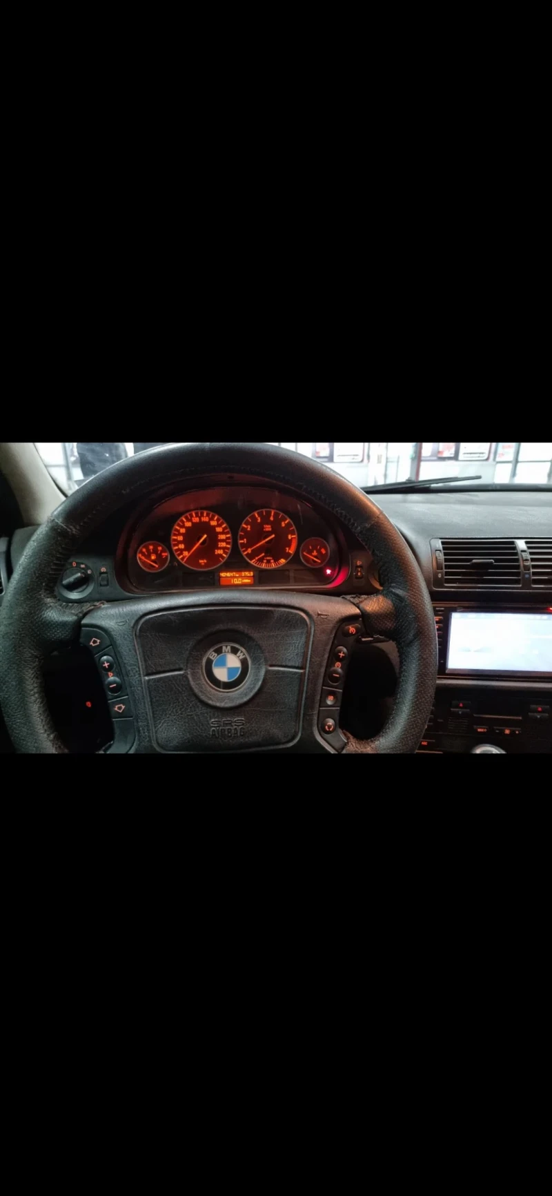 BMW 520, снимка 11 - Автомобили и джипове - 48434942