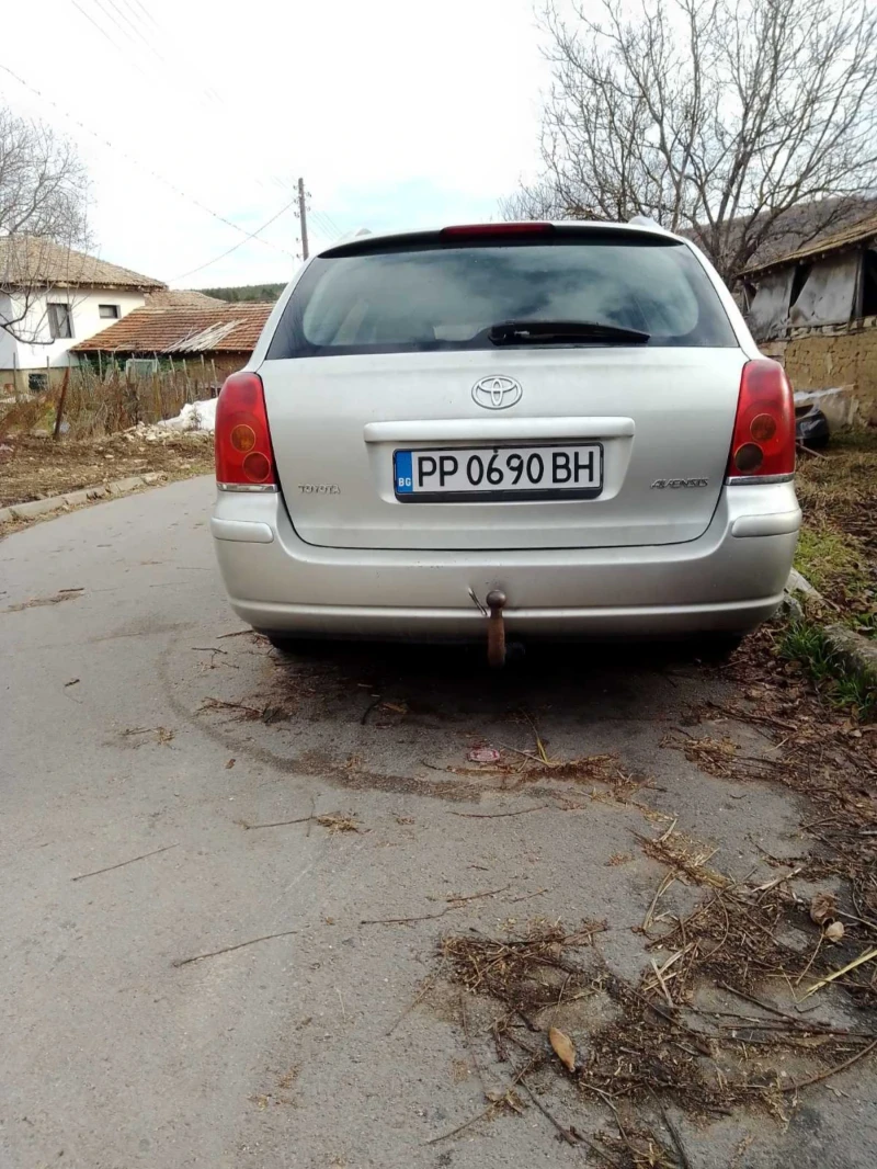 Toyota Avensis, снимка 7 - Автомобили и джипове - 48888660