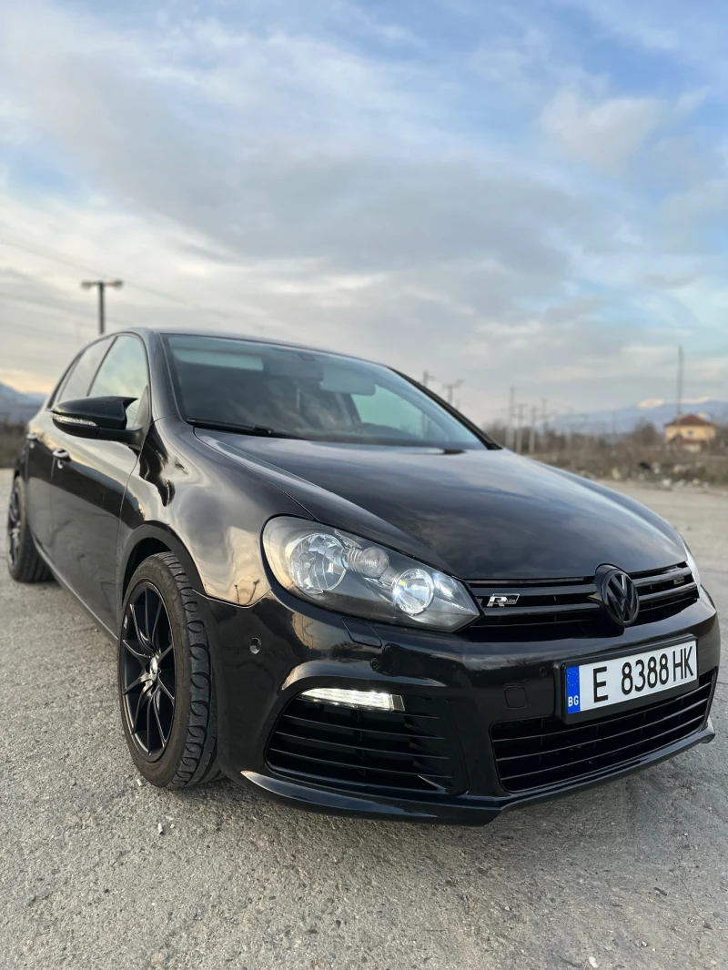 VW Golf, снимка 1 - Автомобили и джипове - 48798871