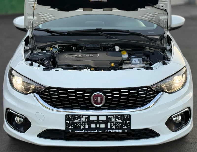 Fiat Tipo 1.6D 120к.с * Навигация* * Камера* * Дистроник* , снимка 17 - Автомобили и джипове - 51333609