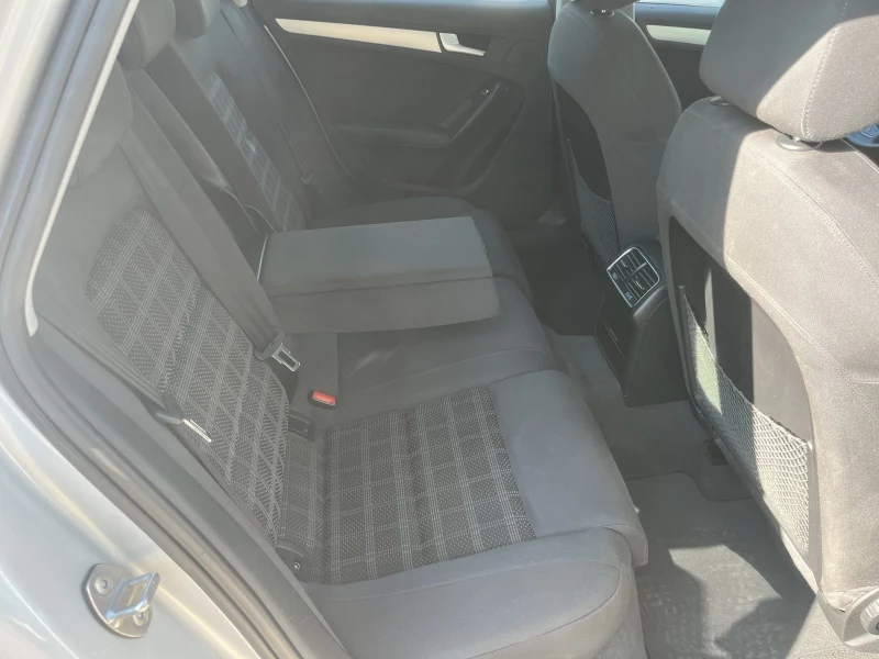Audi A4 2.0TDI Recaro Реален пробег!!!, снимка 9 - Автомобили и джипове - 51503339