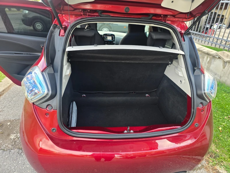 Renault Zoe 41kw Swiss Edition Z.E, снимка 8 - Автомобили и джипове - 52313911