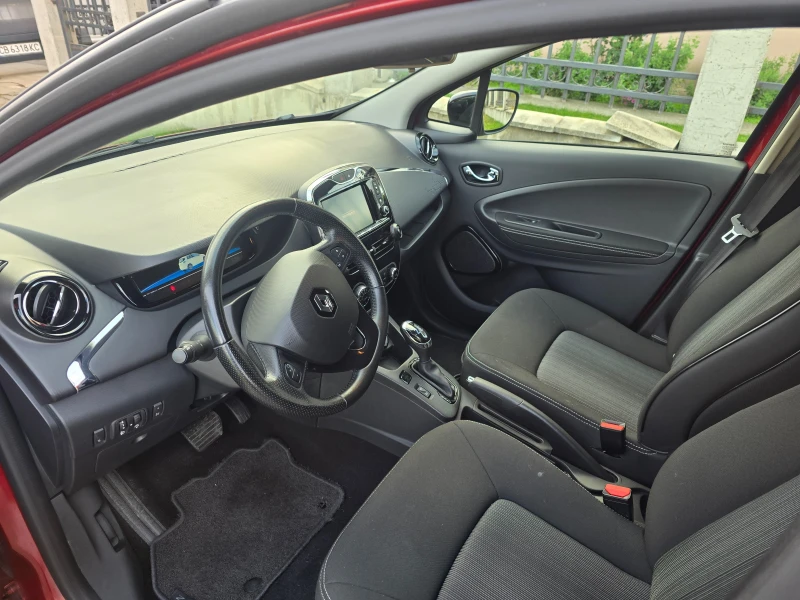 Renault Zoe 41kw Swiss Edition Z.E, снимка 4 - Автомобили и джипове - 52313911