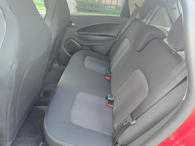 Renault Zoe 41kw Swiss Edition Z.E, снимка 6 - Автомобили и джипове - 52313911