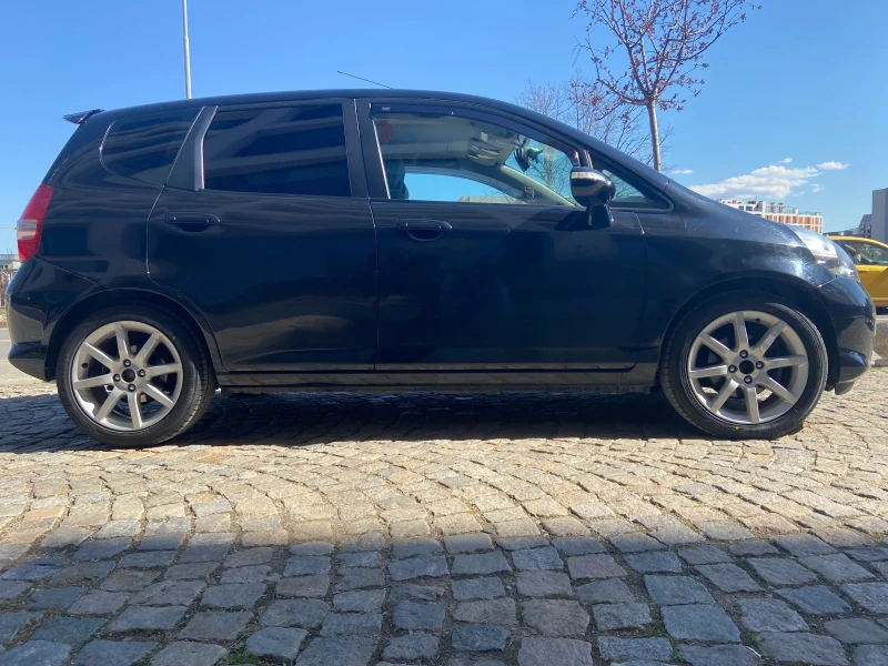 Honda Jazz, снимка 8 - Автомобили и джипове - 52214123