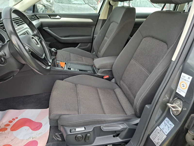 VW Passat 2.0 TDi Navi 220km, снимка 12 - Автомобили и джипове - 52568902