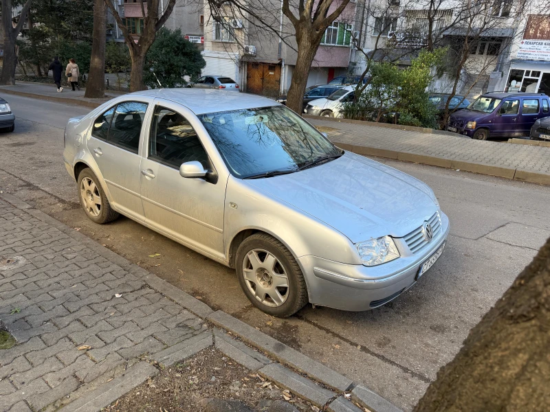 VW Bora 1.9 ДИЗЕЛ 116 кс, снимка 2 - Автомобили и джипове - 53043436