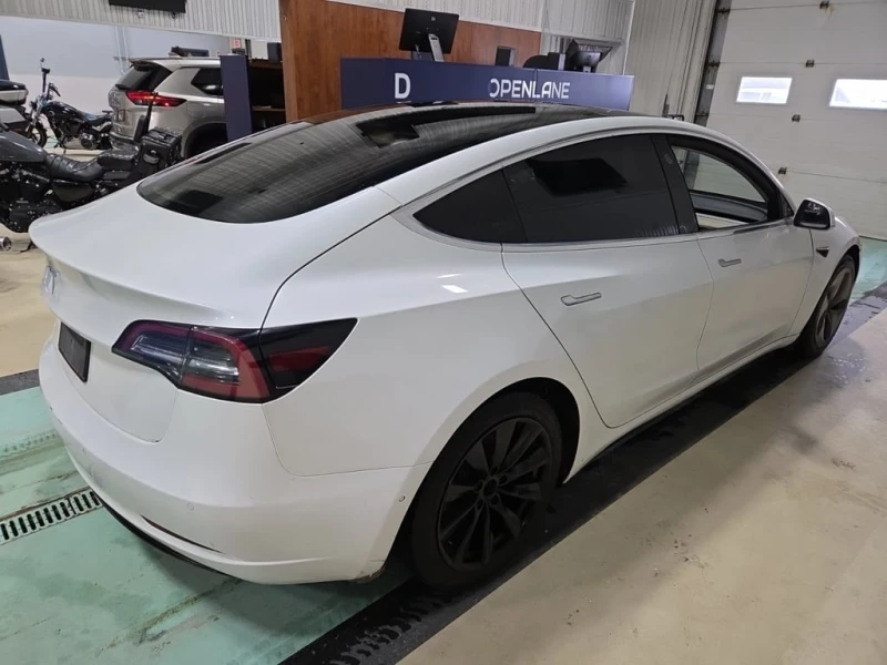 Tesla Model 3 * STANDARD RANGE PLUS * CARFAX * БЕЗ ПЪРВОНАЧАЛНА , снимка 3 - Автомобили и джипове - 53161593