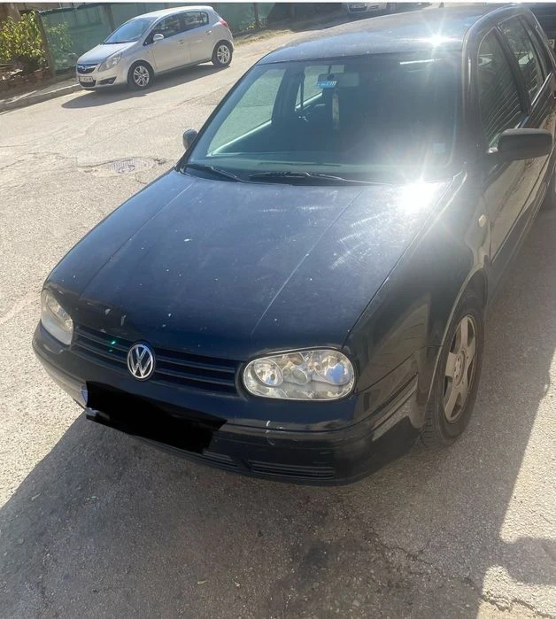 VW Golf 1.9 TDI, снимка 2 - Автомобили и джипове - 49535855